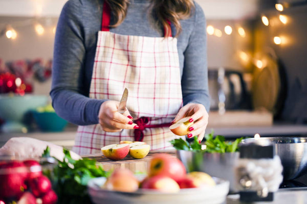 4 Ways to Keep Digestion on Track Going Into the Holidays